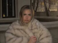 cybersex chat room LilliaFowler