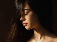 naughty camgirl fingering shaved pussy LisaColee