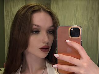 camgirl masturbating with vibrator LissaPayor