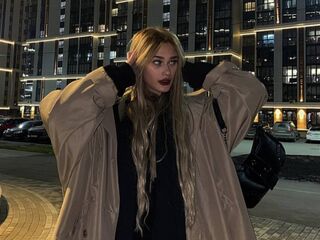 extreme cam LizaKitchin