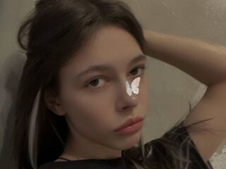 camwhore fingering shaved pussy LueKottke