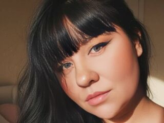 live webcam performer MalikaWilsson