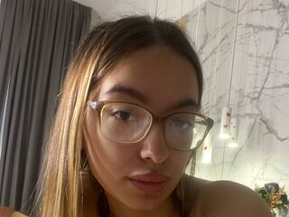 fingering cam girl picture MarianaPollack