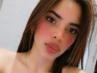 naked webcamgirl video MeliCarson