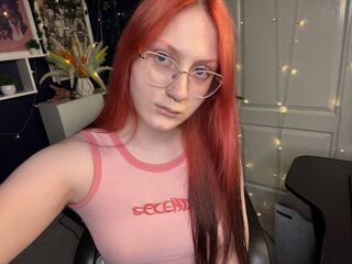 camgirl showing tits MilenaLima