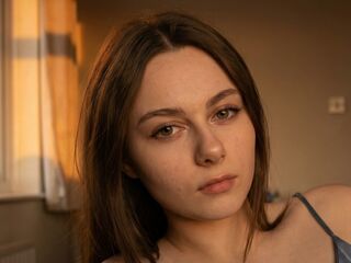 masturbating girl MireyaElowen