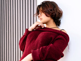 cam girl playing with sextoy MisakiWong