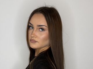 livecam video MyrnaMackesy