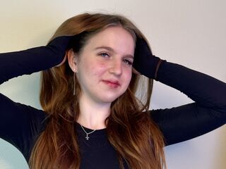 beautiful camgirl NilaBudy