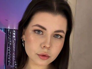 naughty camgirl masturbating with dildo OidaSirrine