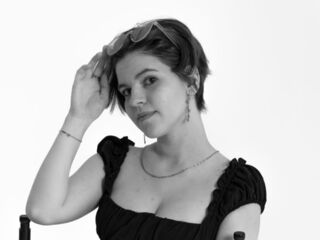adult hardcore cam PauletteKaps