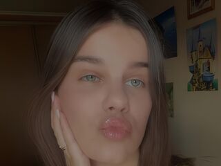 naked webcam girl picture RicardaErisman