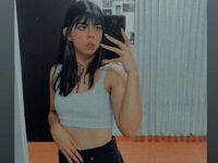 girl showing tits RominaBianchi