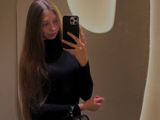hot strip tease webcam RoxanneSpector