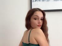 naked webcam girl SansaLights