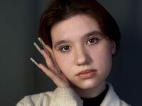 camwhore masturbating with dildo SantanaJohanek