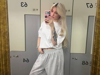 stripper cam ScarlettAndreula