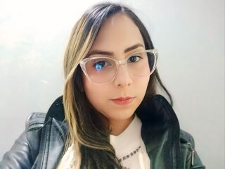 naked cam chatroom SharonRhode