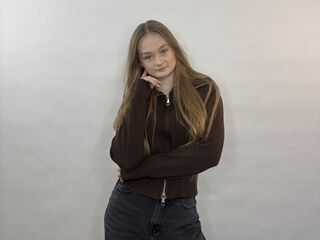 cam show SigneKeatley