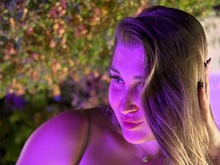 hot girl webcam photo TarahZullo