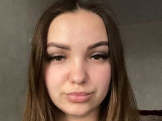 strip tease show TwilaKohel