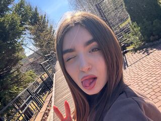 beautiful girl cam ValarieZohn
