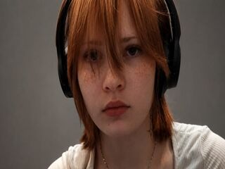 cam girl masturbating with dildo ValeriChagolla