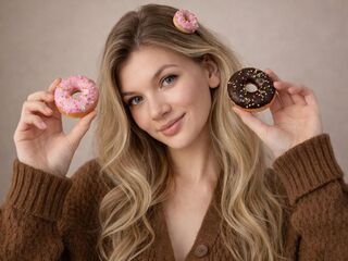 cam girl fingering pussy VivienHans