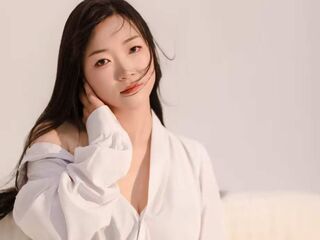 webcam striptease show XuanJuan
