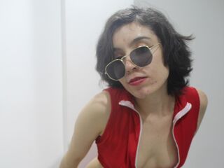 cam slut chat room YurikoMia
