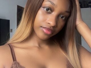camwhore fingering pussy ZaraPhoenix